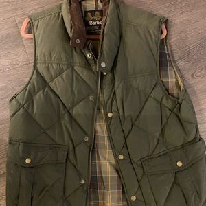 Barbour waxed vest green